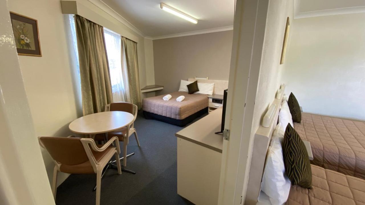 Sapphire City Motor Inn Inverell Exteriör bild