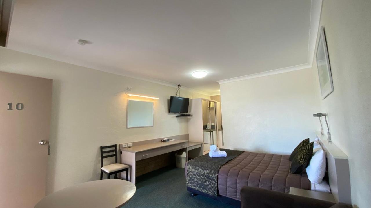 Sapphire City Motor Inn Inverell Exteriör bild