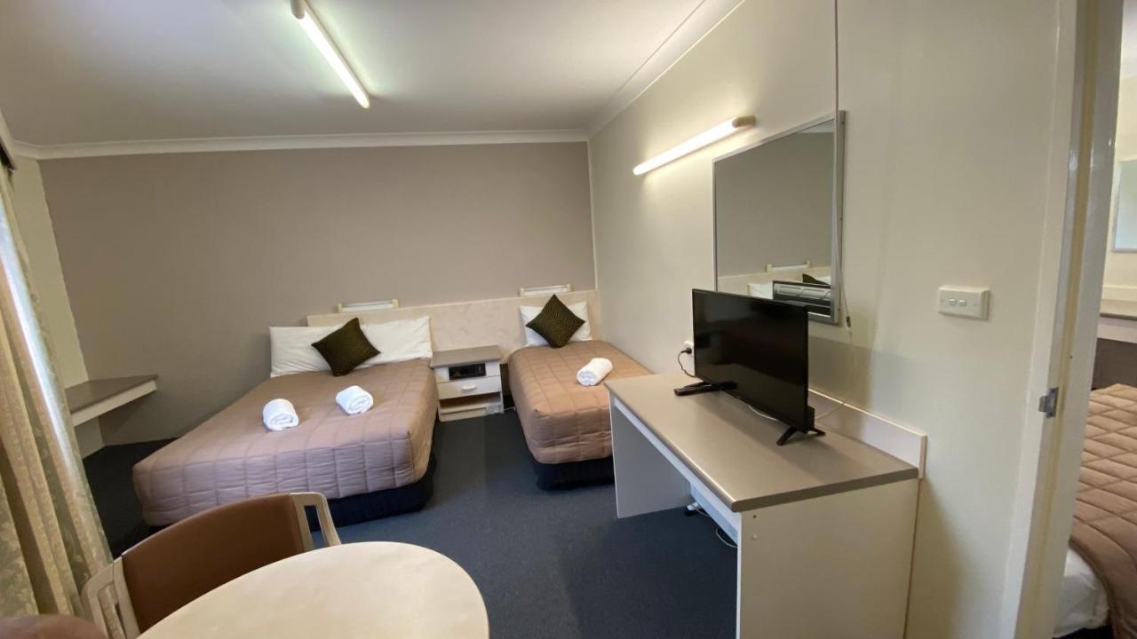 Sapphire City Motor Inn Inverell Exteriör bild