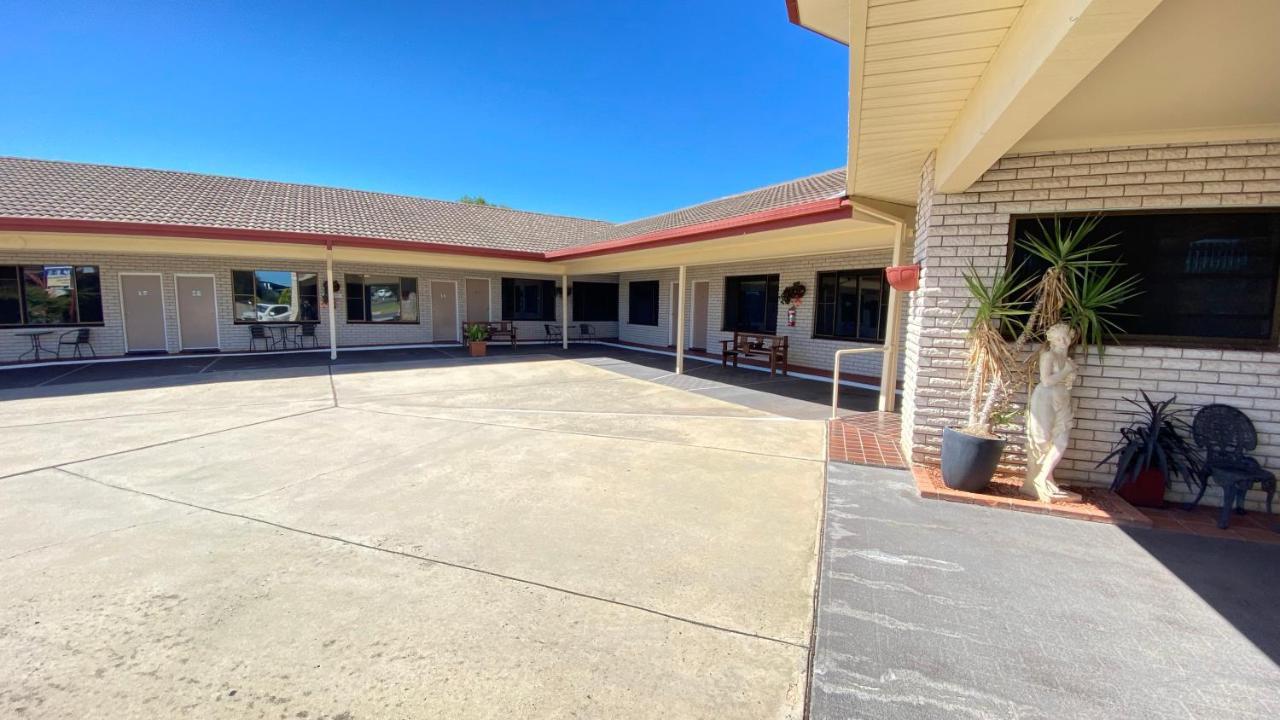 Sapphire City Motor Inn Inverell Exteriör bild