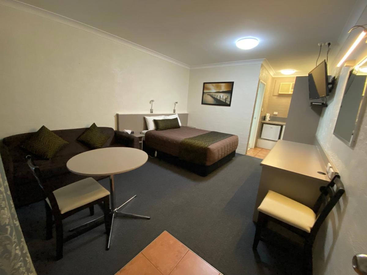 Sapphire City Motor Inn Inverell Exteriör bild