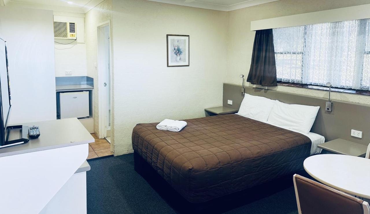 Sapphire City Motor Inn Inverell Exteriör bild
