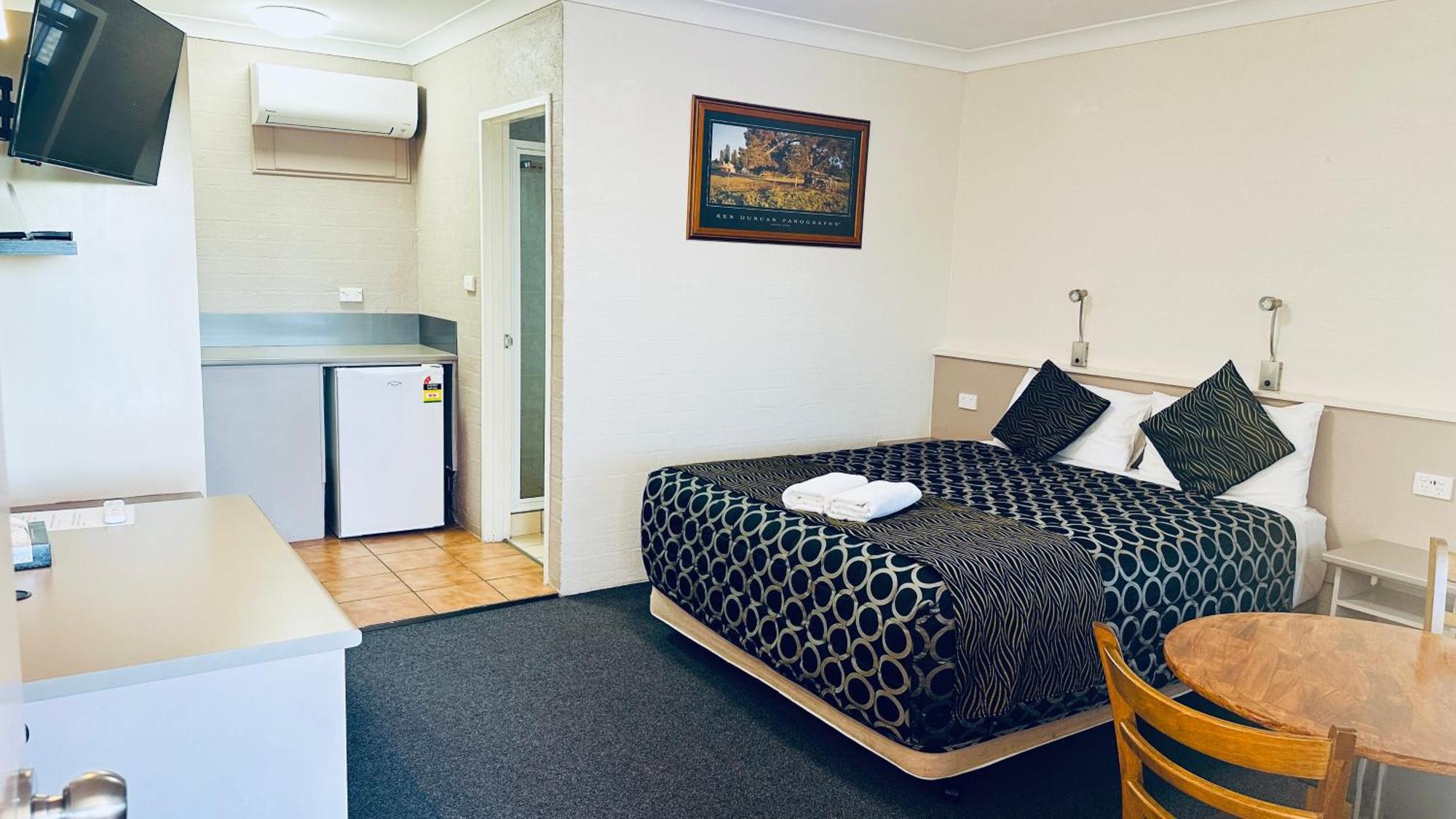 Sapphire City Motor Inn Inverell Exteriör bild