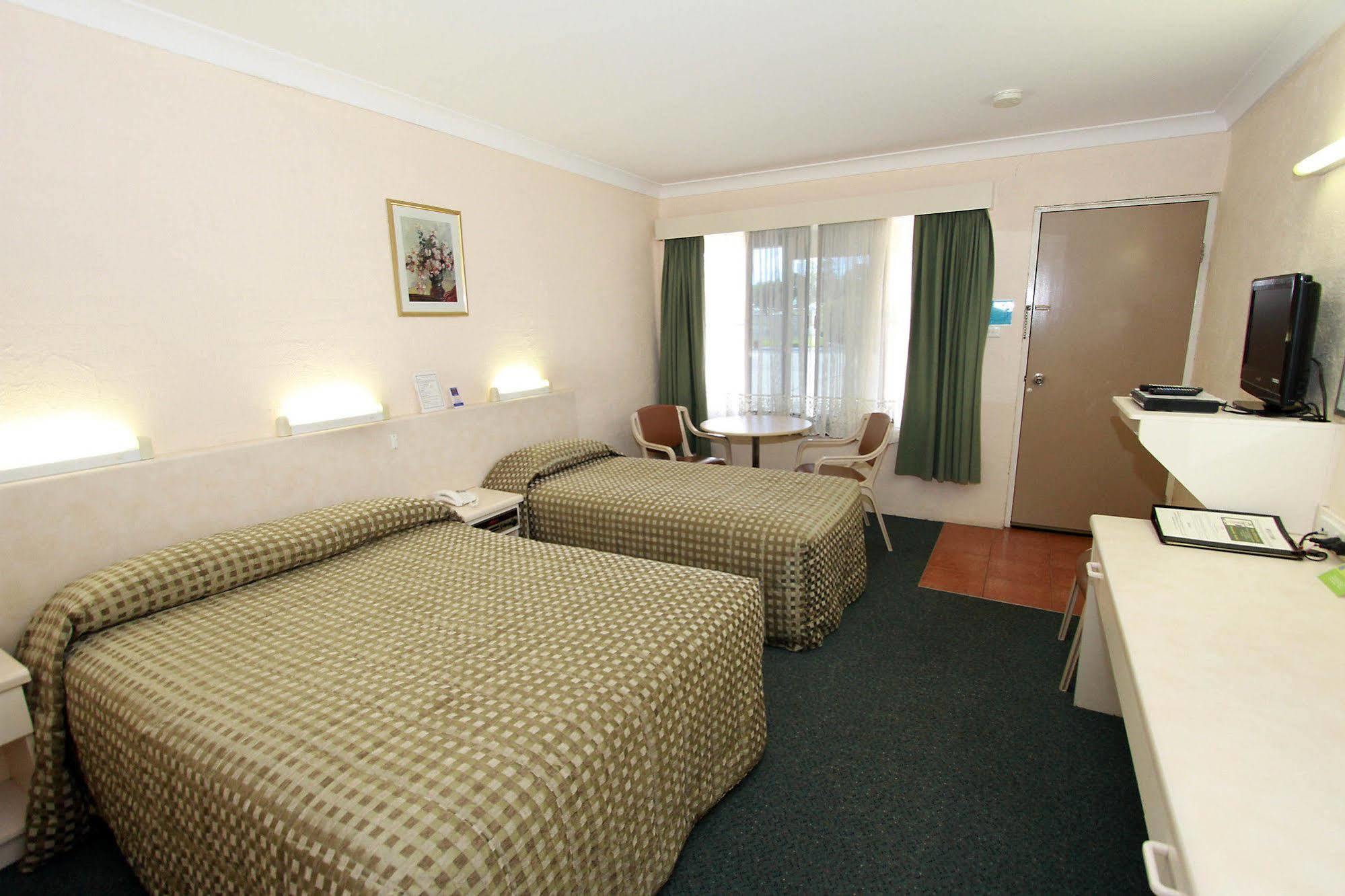 Sapphire City Motor Inn Inverell Exteriör bild