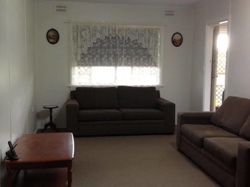 Sapphire City Motor Inn Inverell Exteriör bild