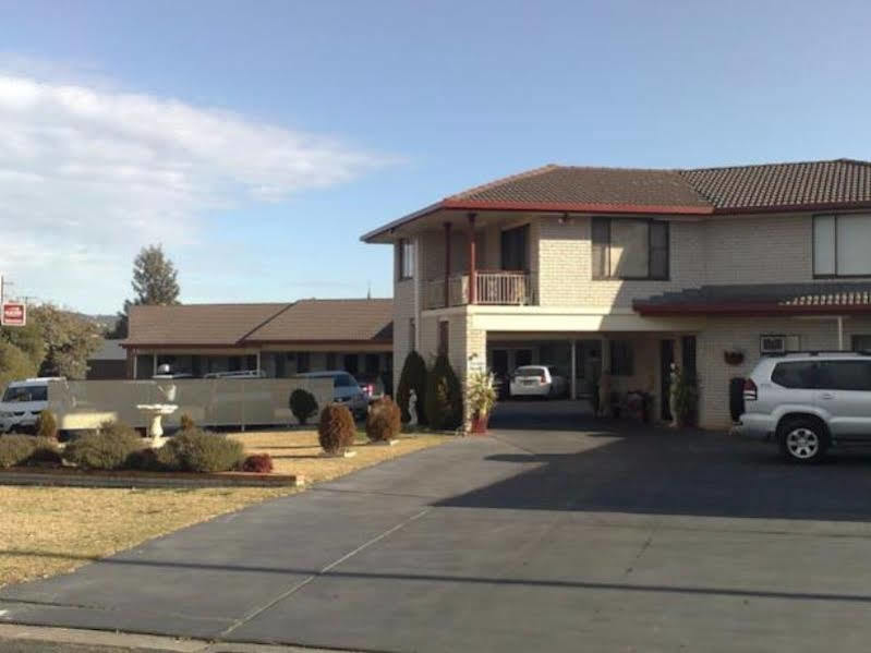 Sapphire City Motor Inn Inverell Exteriör bild
